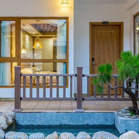 The South House Hotel Lijiang  Exterior photo